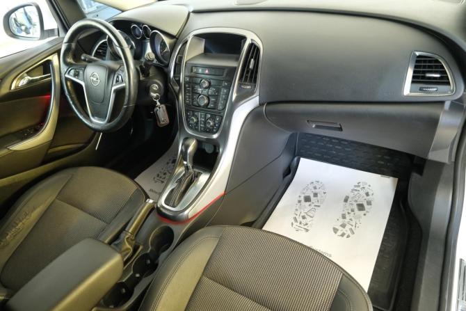 Opel Astra J с пробегом 2012 года, цена 799 000 рублей, 105400 км, хэтчбек, Автокод Объявления