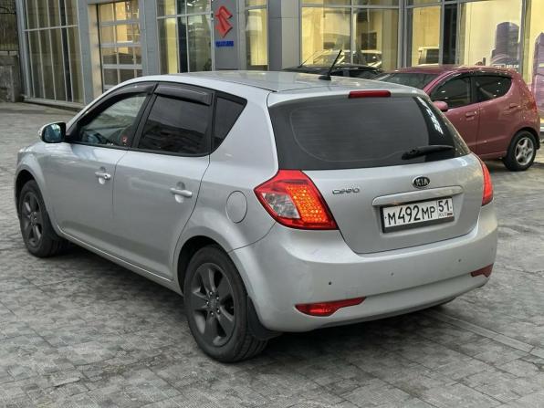 Kia Ceed I Рестайлинг с пробегом 2011 года, цена 699 000 рублей, 135000 км, хэтчбек, Автокод Объявления