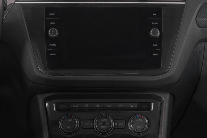 Volkswagen Tiguan II с пробегом 2019 года, цена 2 699 000 рублей, 169000 км, внедорожник, Автокод Объявления