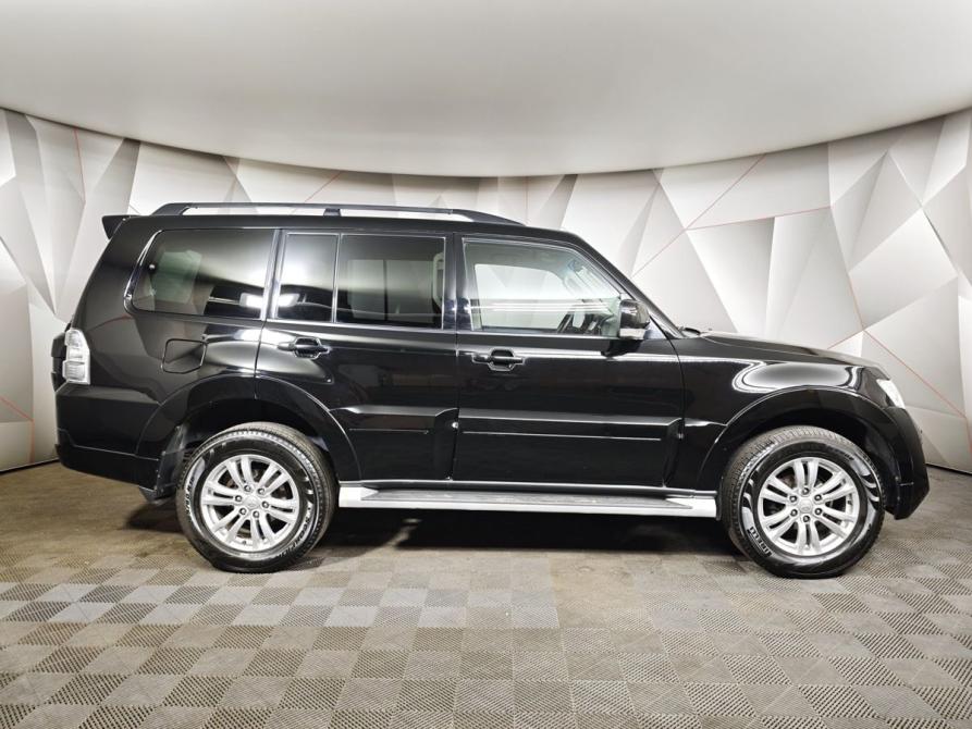 Mitsubishi Pajero IV Рестайлинг 1 Москва  - изображение 6