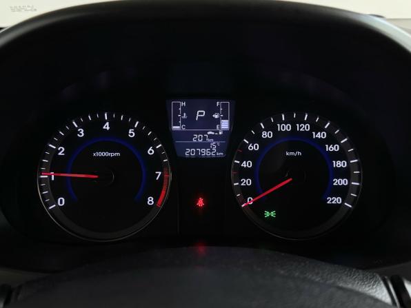 Hyundai Solaris I Рестайлинг с пробегом 2016 года, цена 845 000 рублей, 207961 км, хэтчбек, Автокод Объявления