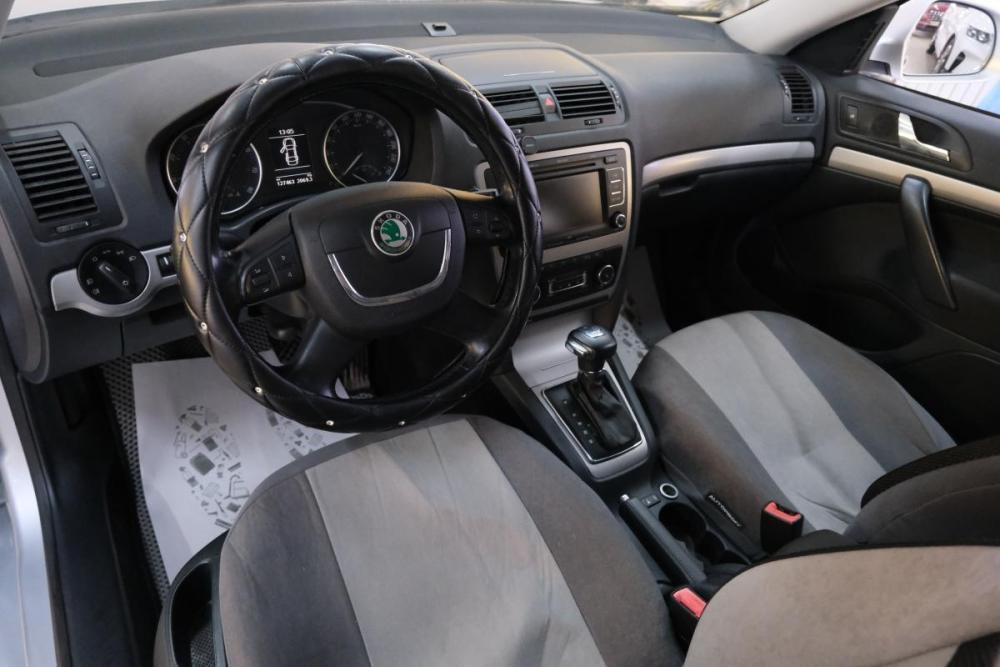 Skoda Octavia II (A5) Рестайлинг Омск  - изображение 12
