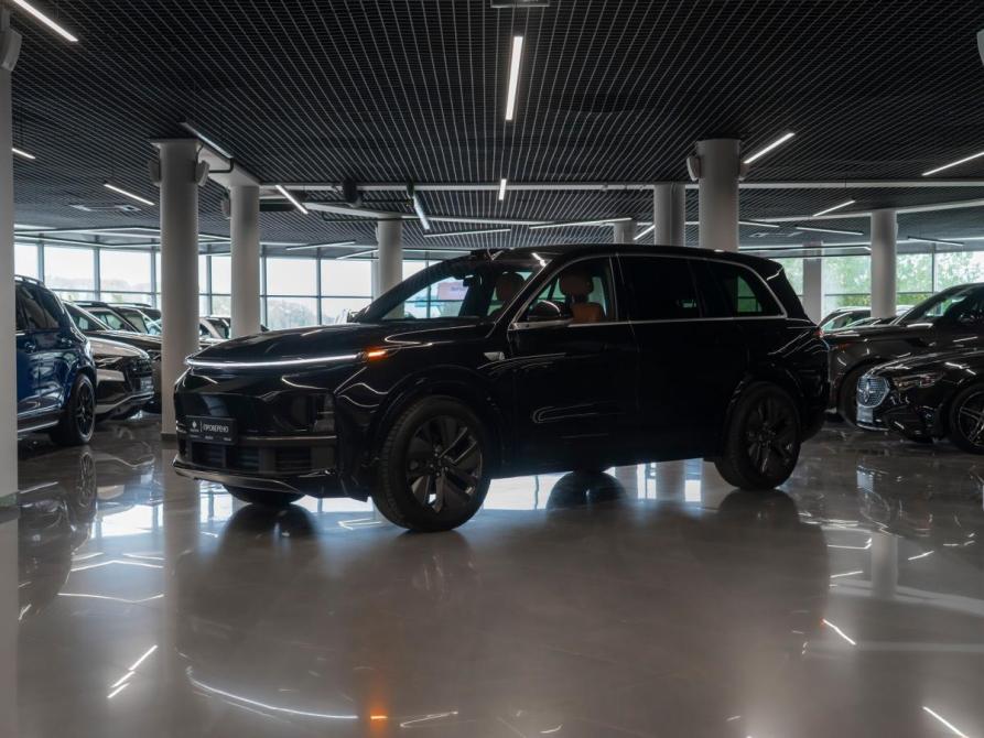 Li Auto (Lixiang) L9 I Москва  - изображение 1