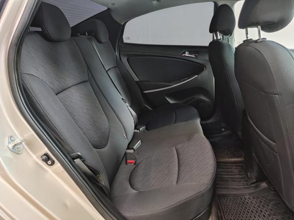 Hyundai Solaris I с пробегом 2012 года, цена 820 000 рублей, 215956 км, седан, Автокод Объявления