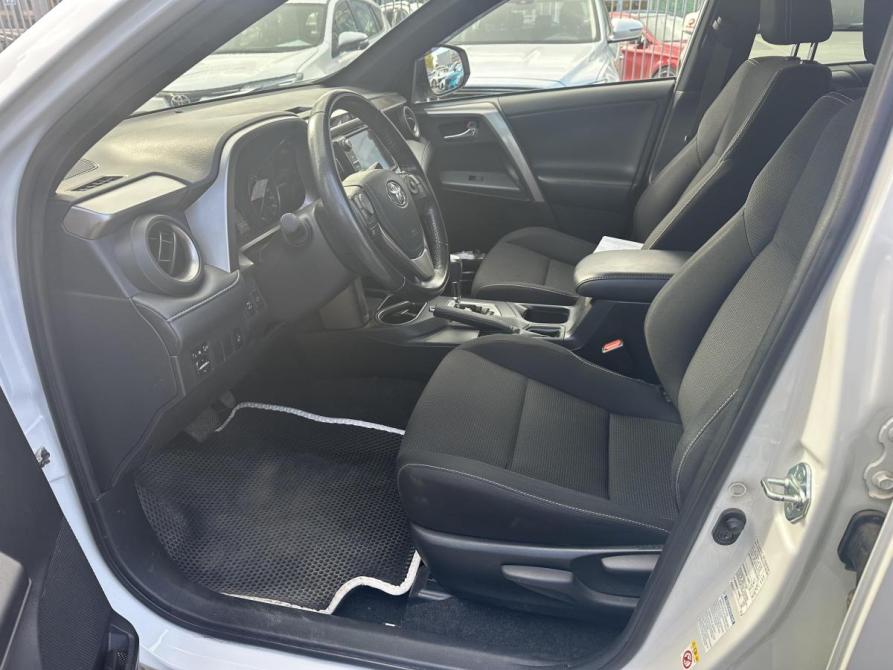 Toyota RAV4 IV (XA40) Рестайлинг Москва  - изображение 8