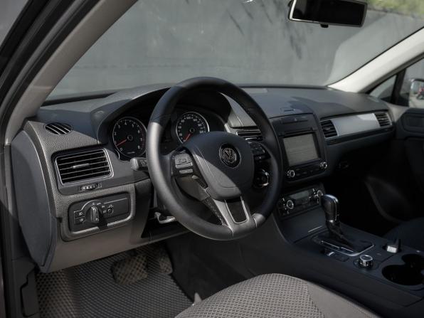 Volkswagen Touareg II с пробегом 2012 года, цена 1 981 100 рублей, 252719 км, внедорожник, Автокод Объявления