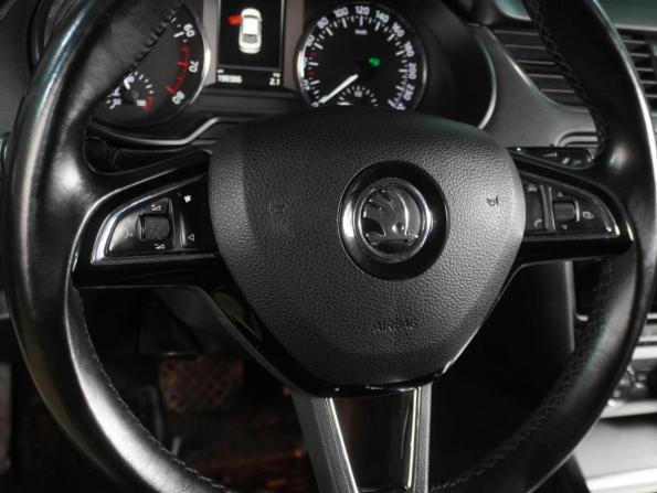 Skoda Octavia III (A7) с пробегом 2016 года, цена 1 279 000 рублей, 199386 км, лифтбек, Автокод Объявления