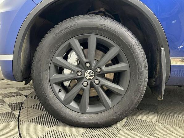 Volkswagen Touareg II Рестайлинг с пробегом 2015 года, цена 2 299 000 рублей, 217555 км, внедорожник, Автокод Объявления