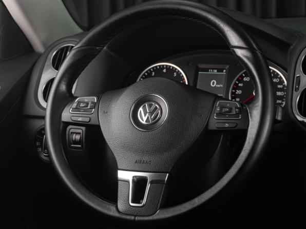 Volkswagen Tiguan I Рестайлинг с пробегом 2012 года, цена 1 399 000 рублей, 179167 км, внедорожник, Автокод Объявления