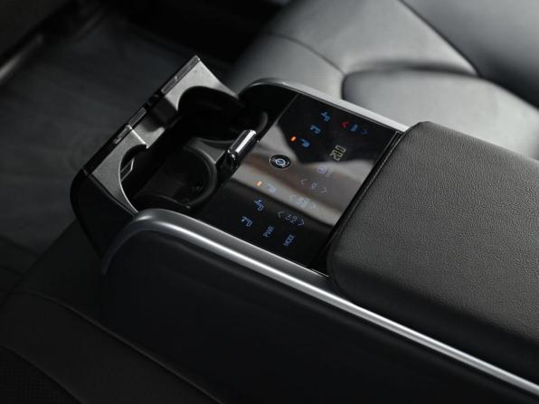 Toyota Camry VIII (XV70) с пробегом 2019 года, цена 1 659 000 рублей, 74864 км, седан, Автокод Объявления