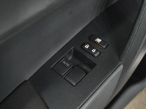 Toyota Corolla XI (E160 E170 E180) с пробегом 2015 года, цена 1 399 000 рублей, 90900 км, седан, Автокод Объявления