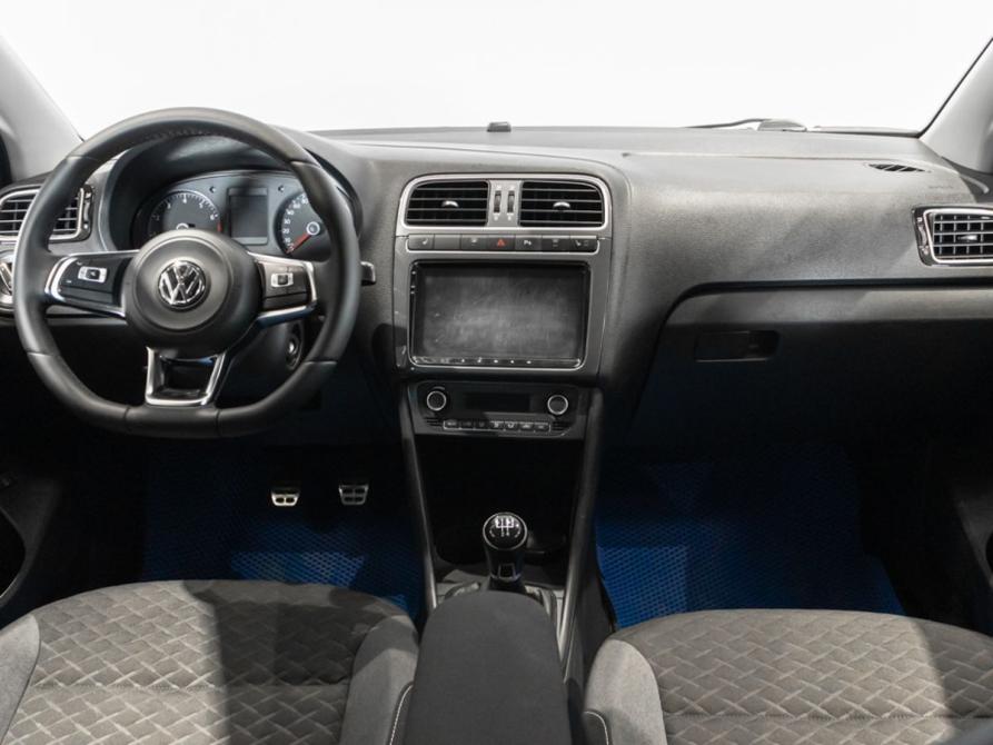 Volkswagen Polo V Рестайлинг Казань  - изображение 6