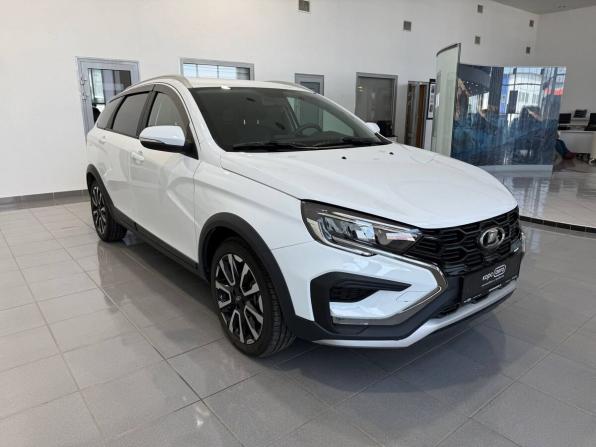 Lada (ВАЗ) Vesta I Рестайлинг (NG) с пробегом 2024 года, цена 1 600 000 рублей, 6060 км, универсал, Автокод Объявления