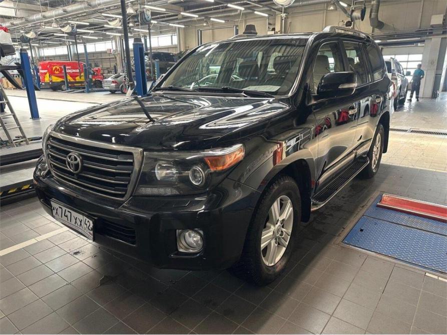 Toyota Land Cruiser 200 Series Рестайлинг 1 Кемерово  - изображение 1