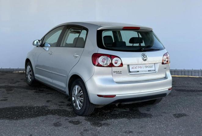 Volkswagen Golf Plus II с пробегом 2011 года, цена 609 000 рублей, 268805 км, хэтчбек, Автокод Объявления