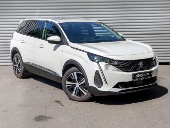 Peugeot 5008 II Рестайлинг с пробегом 2021 года, цена 2 695 000 рублей, 15397 км, внедорожник, Автокод Объявления