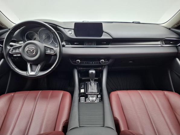 Mazda 6 III (GJ) Рестайлинг 2 с пробегом 2021 года, цена 2 660 000 рублей, 77245 км, седан, Автокод Объявления