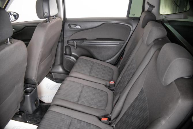 Opel Zafira C с пробегом 2016 года, цена 909 000 рублей, 282720 км, компактвэн, Автокод Объявления