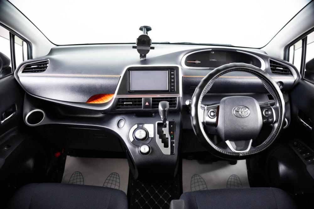 Toyota Sienta II Пермь  - изображение 14