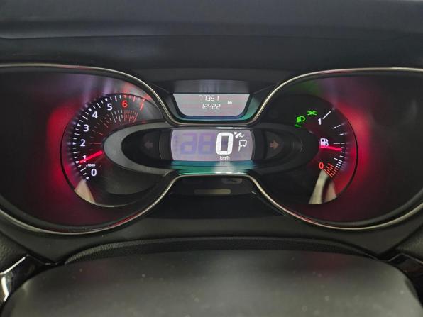 Renault Kaptur I Рестайлинг с пробегом 2021 года, цена 1 805 000 рублей, 73975 км, внедорожник, Автокод Объявления