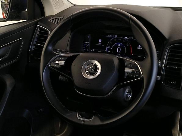 Skoda Karoq I с пробегом 2021 года, цена 2 769 000 рублей, 57023 км, внедорожник, Автокод Объявления