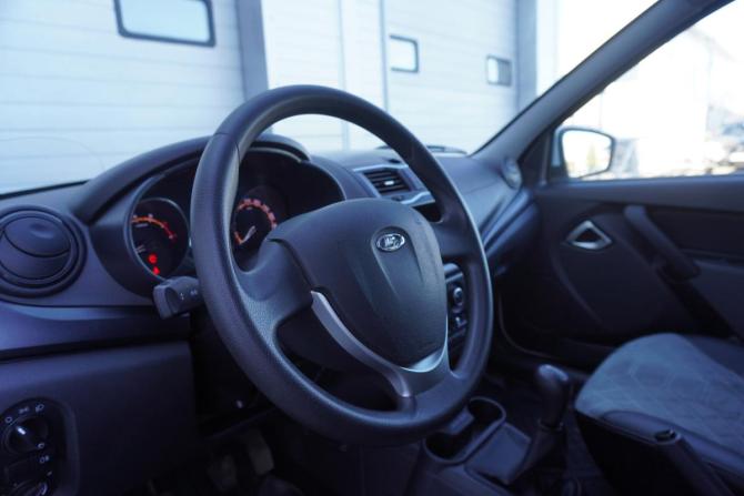Lada (ВАЗ) Granta I Рестайлинг с пробегом 2022 года, цена 719 000 рублей, 48564 км, хэтчбек, Автокод Объявления