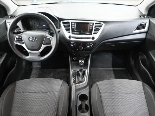 Hyundai Solaris II Рестайлинг с пробегом 2021 года, цена 1 449 900 рублей, 138565 км, седан, Автокод Объявления