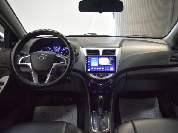 Hyundai Solaris I с пробегом 2013 года, цена 649 000 рублей, 246537 км, седан, Автокод Объявления