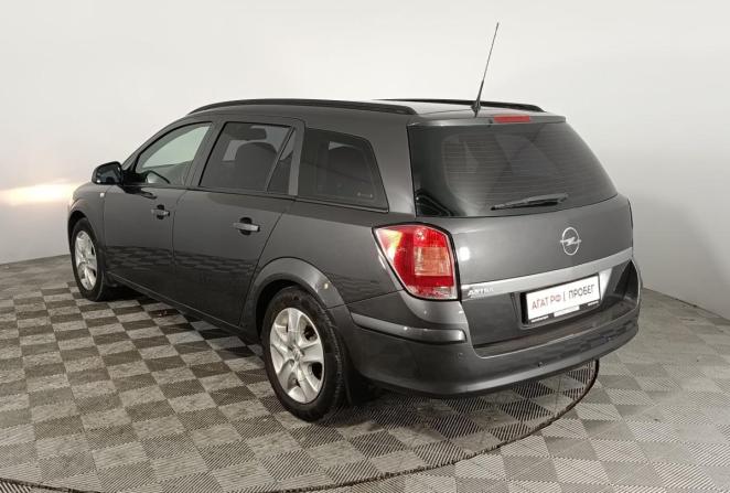 Opel Astra H Рестайлинг с пробегом 2011 года, цена 650 000 рублей, 162000 км, универсал, Автокод Объявления