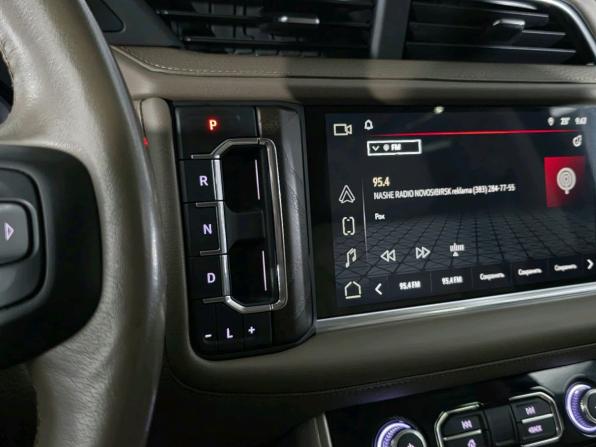 GMC Yukon V с пробегом 2022 года, цена 8 990 000 рублей, 43559 км, внедорожник, Автокод Объявления