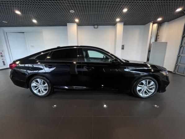 Honda Accord X с пробегом 2018 года, цена 1 755 100 рублей, 150980 км, седан, Автокод Объявления