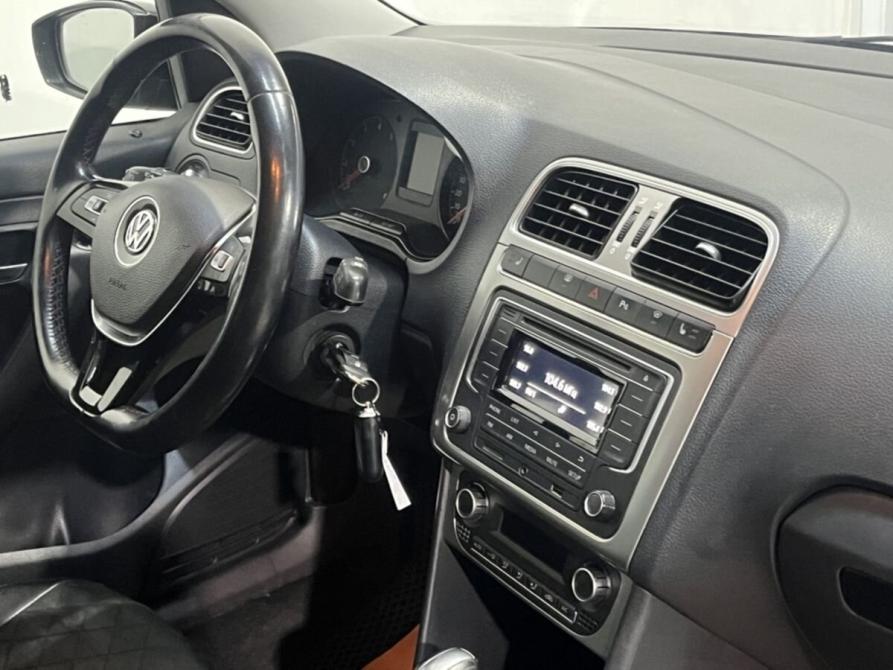 Volkswagen Polo V Рестайлинг Курск  - изображение 6