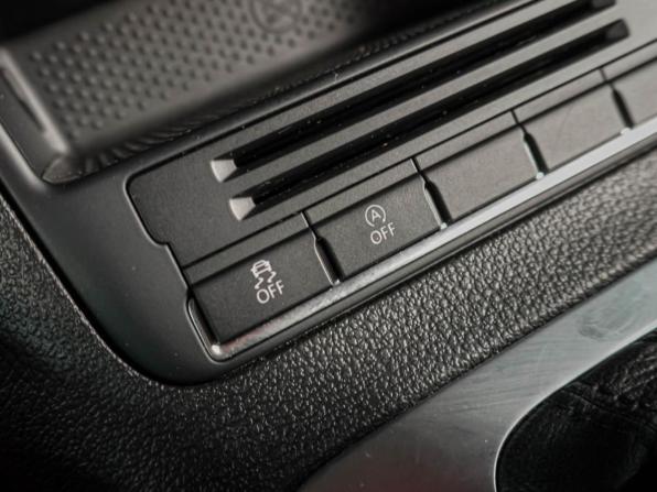 Volkswagen Tiguan I Рестайлинг с пробегом 2014 года, цена 1 049 000 рублей, 240840 км, внедорожник, Автокод Объявления