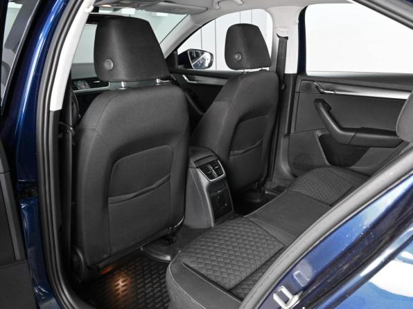 Skoda Octavia III (A7) Рестайлинг с пробегом 2017 года, цена 1 549 000 рублей, 211516 км, лифтбек, Автокод Объявления