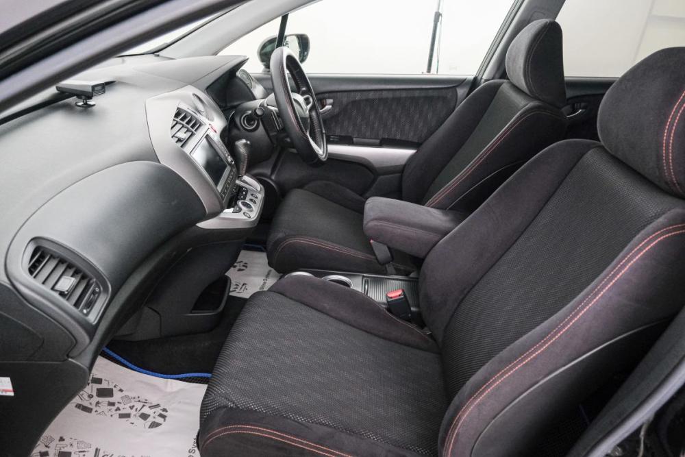 Honda Stream II Рестайлинг Красноярск  - изображение 11