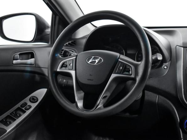 Hyundai Solaris I Рестайлинг с пробегом 2014 года, цена 655 000 рублей, 235063 км, седан, Автокод Объявления