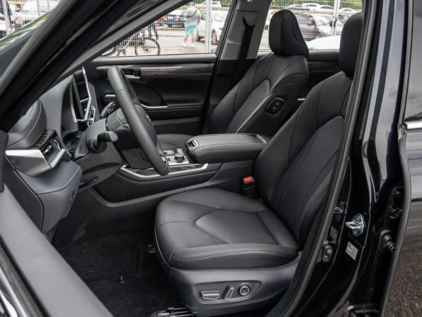 Toyota Highlander IV (XU70) с пробегом 2025 года, цена 5 290 000 рублей, 45 км, внедорожник, Автокод Объявления