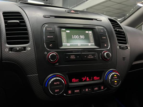 Kia Cerato III Рестайлинг (Classic) с пробегом 2019 года, цена 1 680 000 рублей, 136600 км, седан, Автокод Объявления