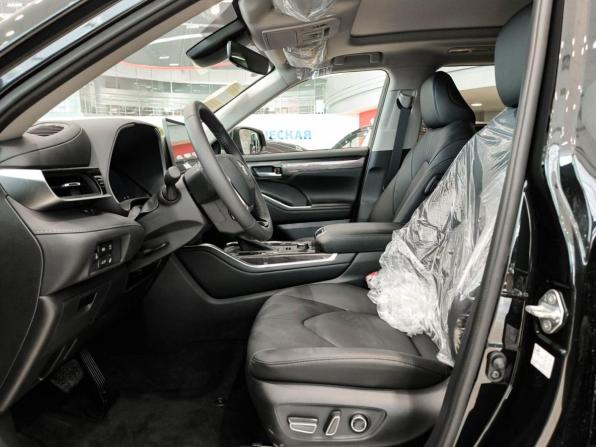 Toyota Highlander IV (XU70) с пробегом 2026 года, цена 5 300 000 рублей, 11 км, внедорожник, Автокод Объявления
