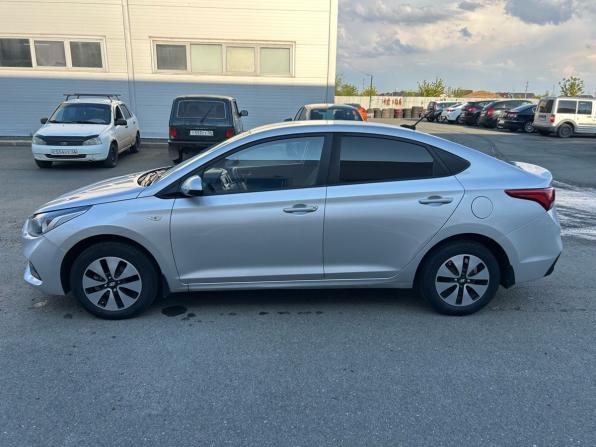 Hyundai Solaris II с пробегом 2018 года, цена 1 180 000 рублей, 151505 км, седан, Автокод Объявления
