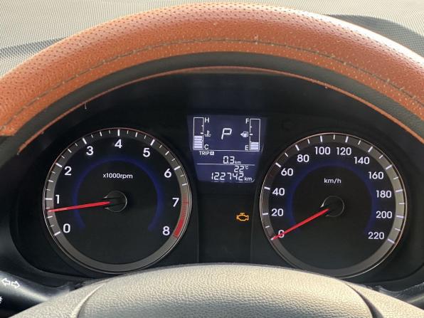 Hyundai Solaris I Рестайлинг с пробегом 2016 года, цена 990 000 рублей, 122742 км, седан, Автокод Объявления