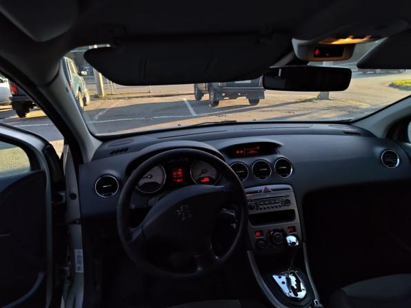 Peugeot 308 I с пробегом 2009 года, цена 320 000 рублей, 208000 км, хэтчбек, Автокод Объявления