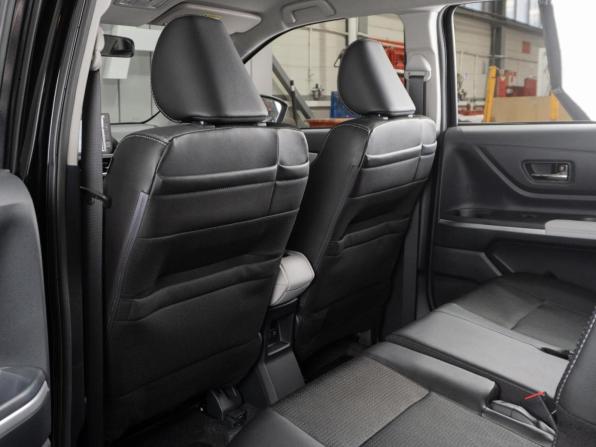 Toyota Veloz с пробегом 2023 года, цена 4 249 000 рублей, 38 км, минивэн, Автокод Объявления