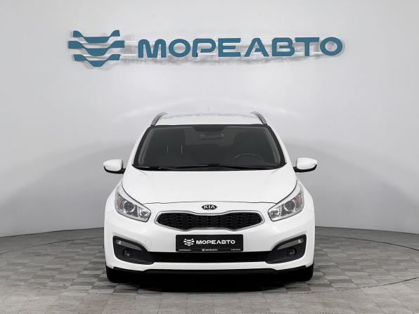 Kia Ceed II Рестайлинг с пробегом 2017 года, цена 1 590 000 рублей, 159000 км, универсал, Автокод Объявления