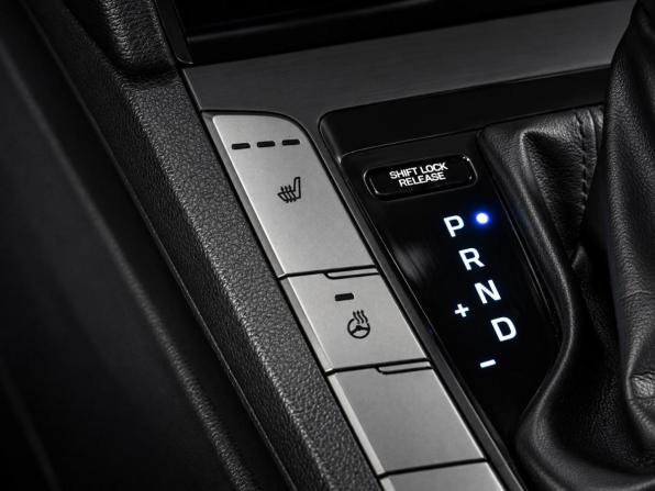 Hyundai Elantra VI (AD) с пробегом 2018 года, цена 1 609 000 рублей, 121109 км, седан, Автокод Объявления