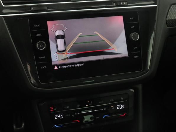 Volkswagen Tiguan II Рестайлинг с пробегом 2021 года, цена 3 190 000 рублей, 101417 км, внедорожник, Автокод Объявления