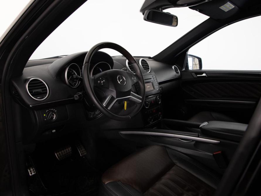 Mercedes-Benz GL-Класс I (X164) Рестайлинг Санкт-Петербург  - изображение 19