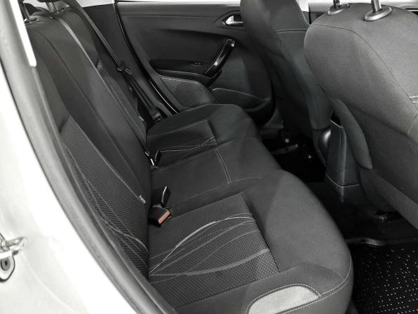 Peugeot 208 I с пробегом 2014 года, цена 580 000 рублей, 118675 км, хэтчбек, Автокод Объявления