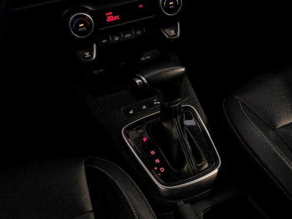 Kia Rio IV Рестайлинг с пробегом 2020 года, цена 1 539 000 рублей, 123656 км, седан, Автокод Объявления