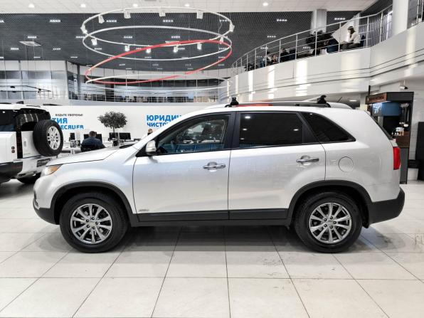 Kia Sorento II Рестайлинг с пробегом 2012 года, цена 1 250 000 рублей, 260129 км, внедорожник, Автокод Объявления